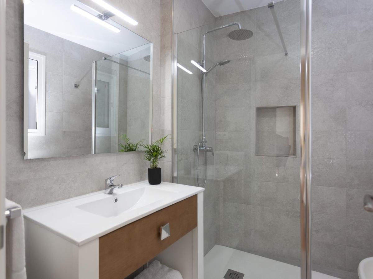 Rd Aparcamiento Incluido Triana Luminoso Comodo Apartamento 2Bd 2Bth Sevilla Bagian luar foto